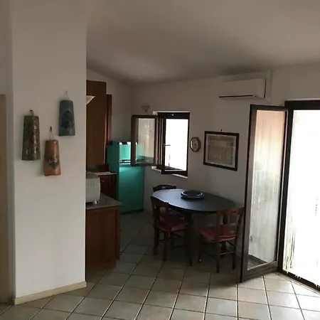 شقة Le Corti Di San Basilio مارينا دي بيستيتشي